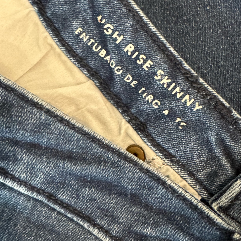 Universal Thread Jeans - Picture 4 of 6